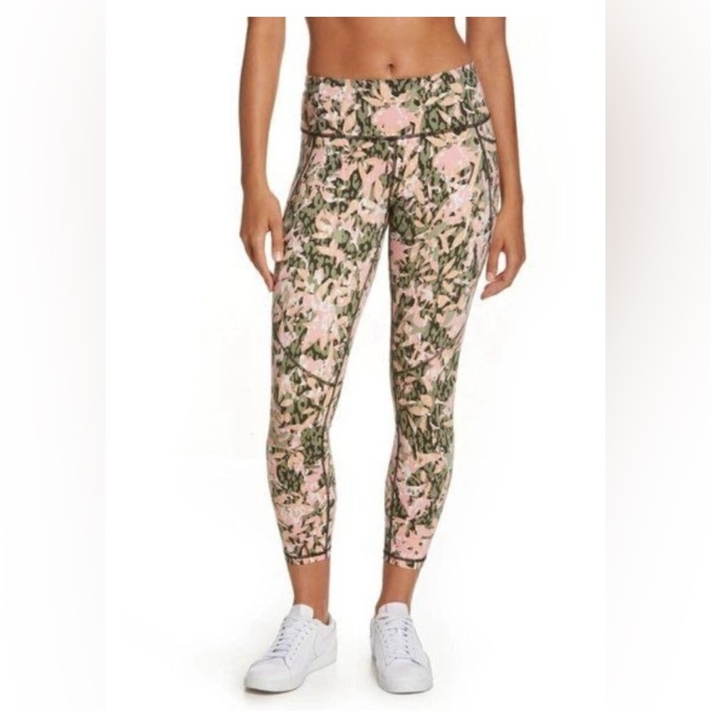 Sweaty Betty Floral Texture 7/8 Leggings